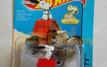 Hot Wheels Snoopy