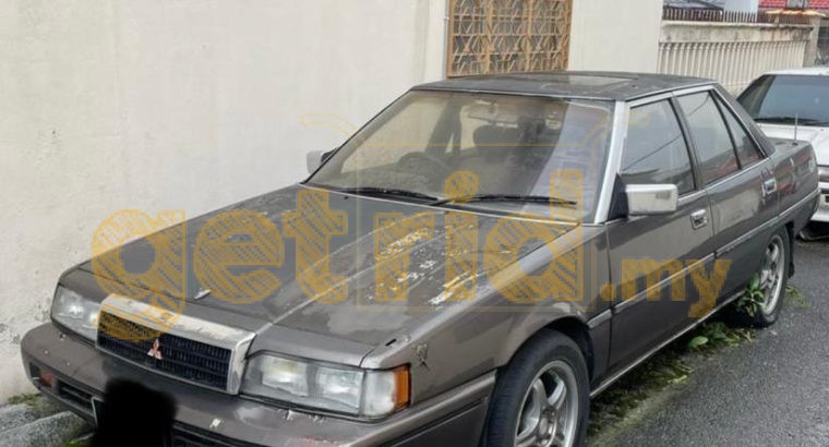 Mitsubishi Gallant – Abandoned