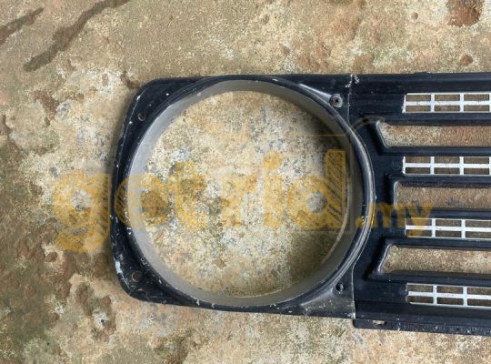 Mini Clubman Grille