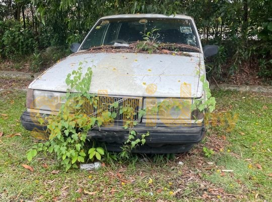 Volvo 760 GLE – Abandoned