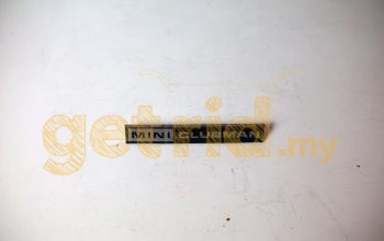Classic Mini Clubman Boot Emblem (Used)