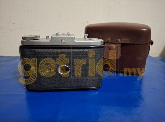 Zeiss Ikon Nettar Camera Circa 1950s