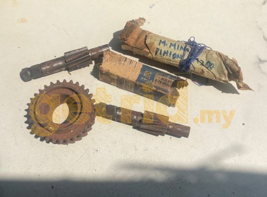 Morris Minor Stuff – NOS