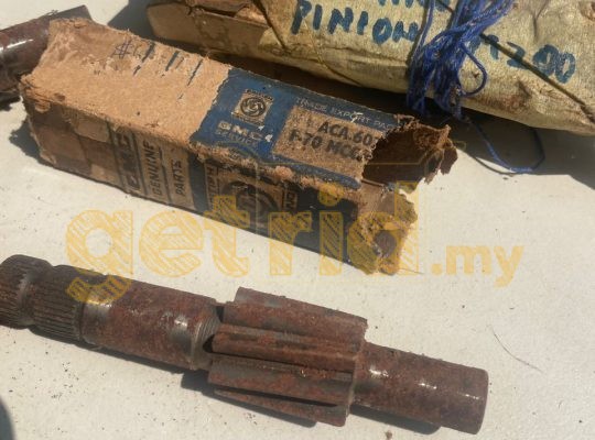 Morris Minor Stuff – NOS