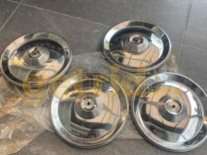 Peugeot 204 / 304 / 404 Hub Caps – NOS