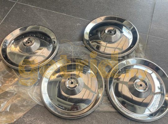 Peugeot 204 / 304 / 404 Hub Caps – NOS