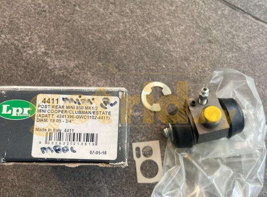 Morris Minor/ Mini / Ford – Rear Brake Pumps – NOS