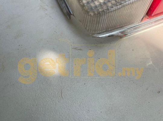 Alfa Romeo Berlina Rear Lenses – NOS