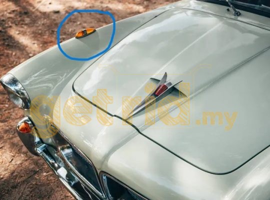 1956 Fiat 1100 TV – Front Fender Signal