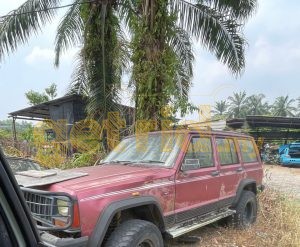 Cherokee Jeep