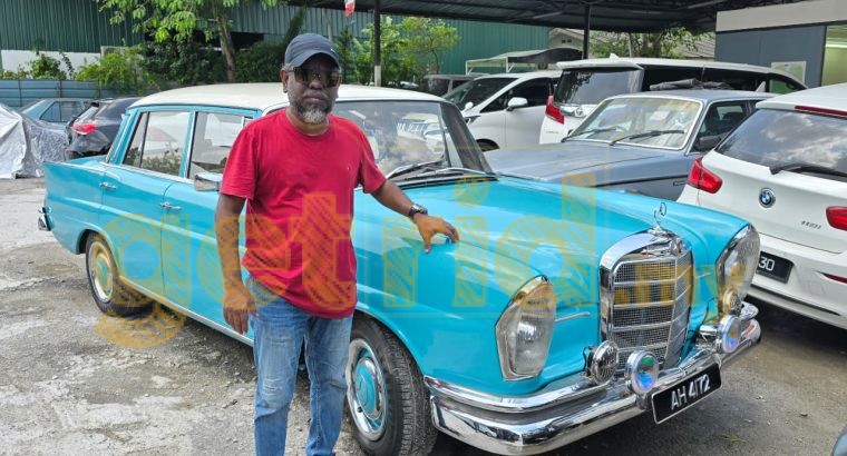A Star on Wheels: Datuk G’s Gorgeous 1959 Mercedes-Benz 220SE (W111)