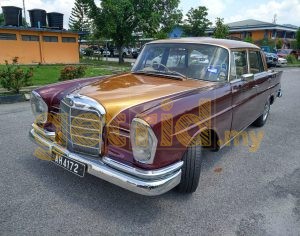 Mercedes Benz W111