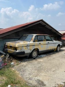Volvo 240GL