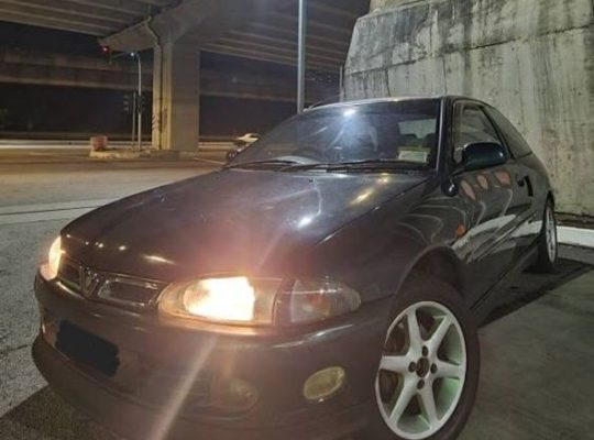 Proton Satria 1.6XLI – Auto