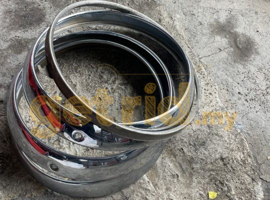 Volvo 122 & 120 Headlamp Rim