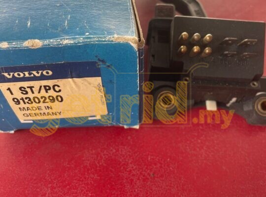 Volvo Turn Signal – NOS