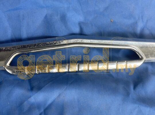 Hillman Front Badge Logo Surround