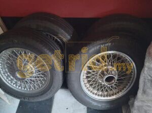 Jaguar – Wire Wheels