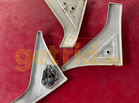 Volvo Side Mold Joint