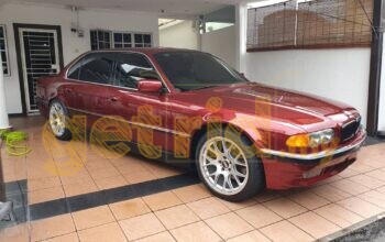 1996 BMW E38 740i V8
