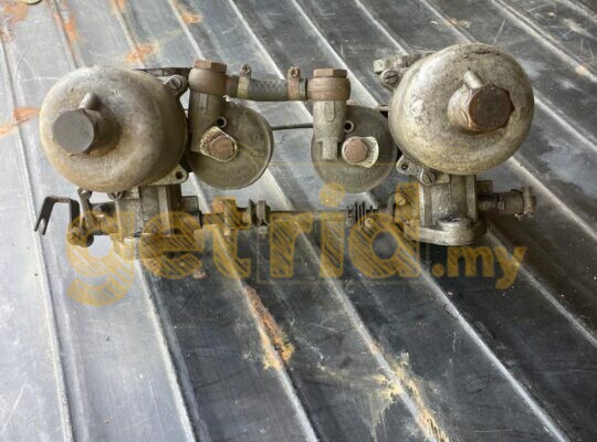 HS4 SU Twin Carbs 1:1/2