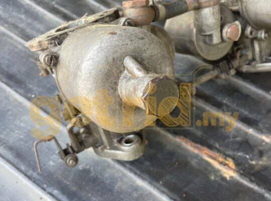 HS4 SU Twin Carbs 1:1/2