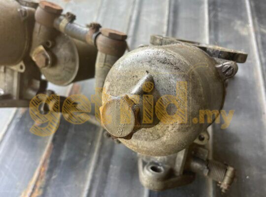 HS4 SU Twin Carbs 1:1/2