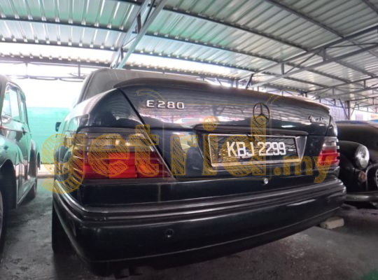 Mercedes Benz w124 Masterpiece