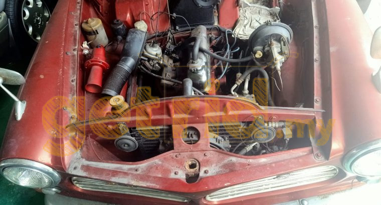 How to Find Vintage Auto Parts That Fit