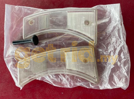Volvo 140 Front Signal – NOS
